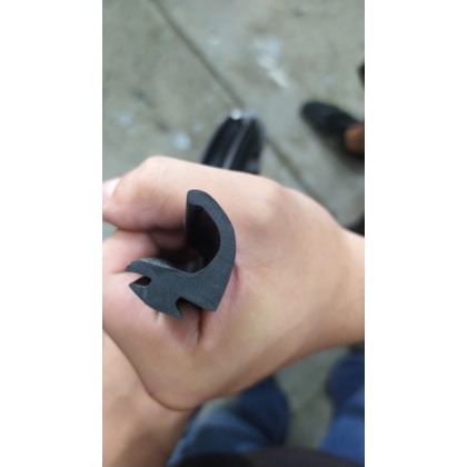 BORRACHA CANTO PORTA CITMAX 2300M 80061