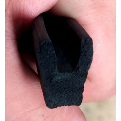 BORRACHA ESPONJOSA VEDACAO PORTA SANITARIO GVI/GVII AT891