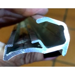 PERFIL ALUMINIO CALHA TRASEIRO LD DAGUA VOLARE W9 46080028AP