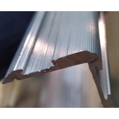 PERFIL ALUMINIO CANTONEIRA DEGRAU MP MGVII NEW TORINO 10294231CV