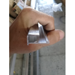 PERFIL ALUMINIO FEMEA MATA JUNTA SUPERIOR EXTERNO MARCOPOLO NEOBUS  / CA621CV