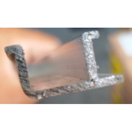 PERFIL ALUMINIO FIXACAO PINGADEIRA BUSSCAR ROD/UAI CA1352CV